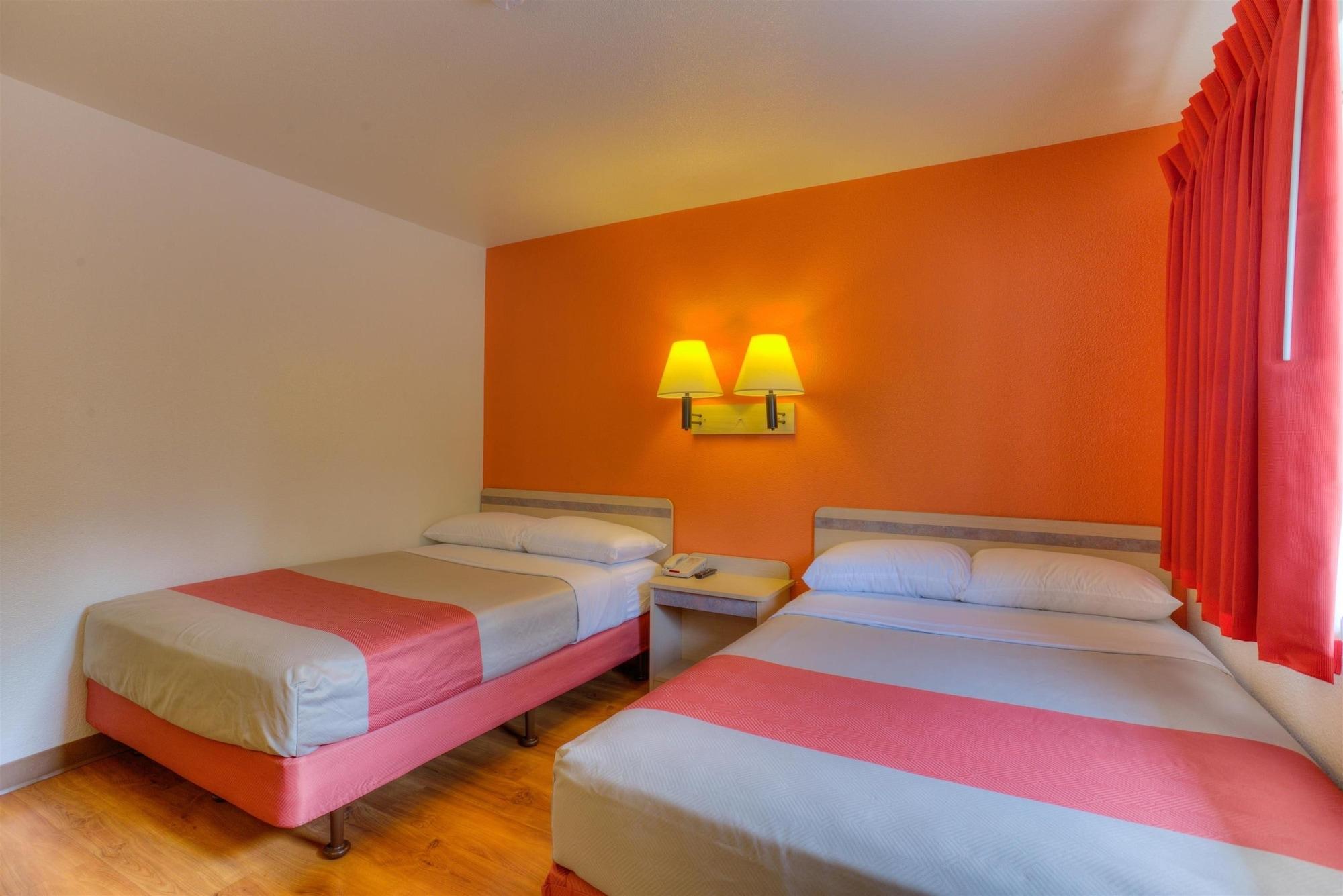 Motel 6-Troutdale, Or - Portland East Eksteriør bilde