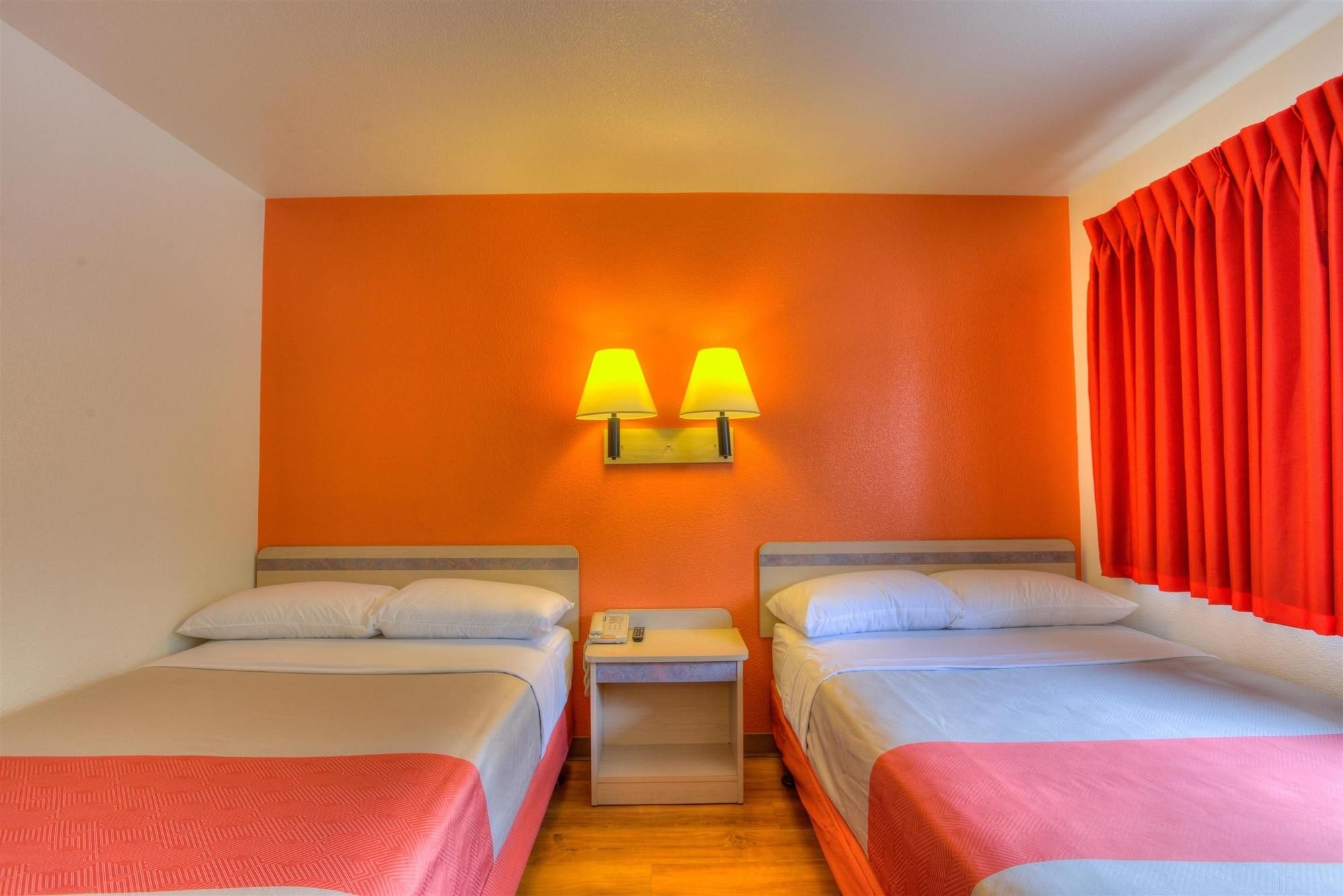 Motel 6-Troutdale, Or - Portland East Eksteriør bilde